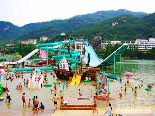 古兜山泉水世界