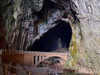 怀集燕岩景区